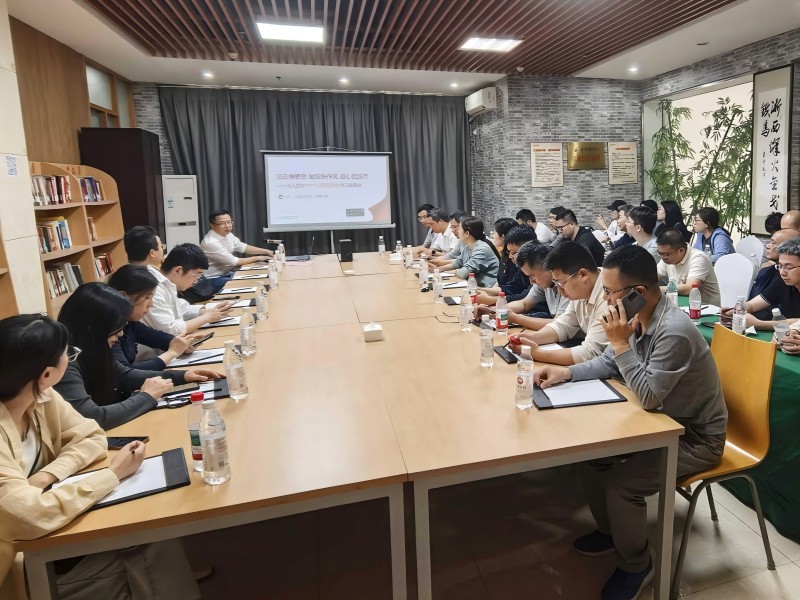 循跡悟思想 發(fā)揚(yáng)鐵作風(fēng) 凝心促踐行 亞通新材黨總支開展主題黨日活動(dòng)4.jpg